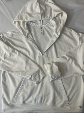 Apana White Zip-Up Hooded Sweater
